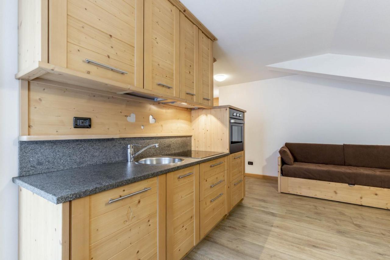 Stella Alpina Apartment Campitello di Fassa Ngoại thất bức ảnh