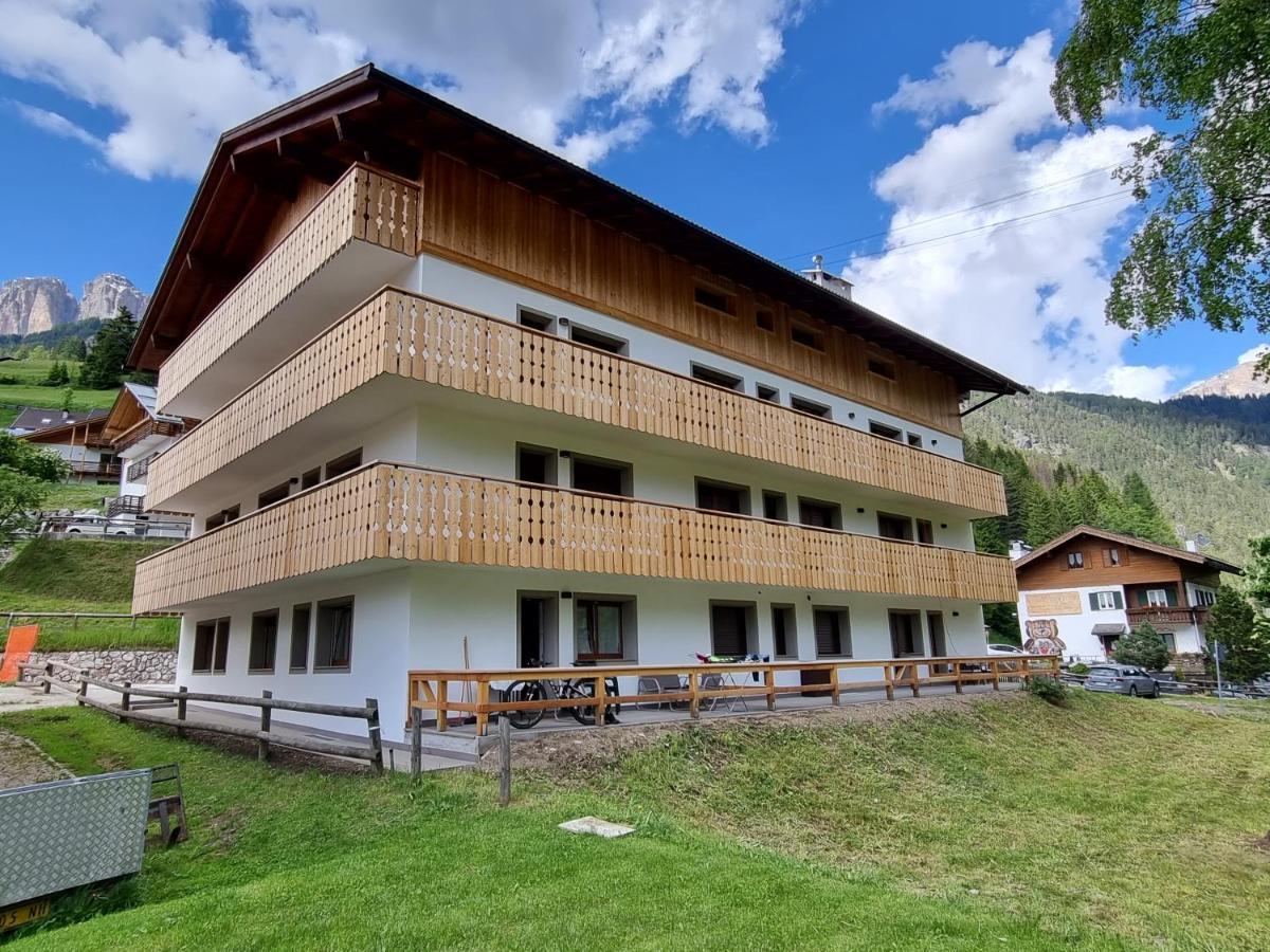 Stella Alpina Apartment Campitello di Fassa Ngoại thất bức ảnh